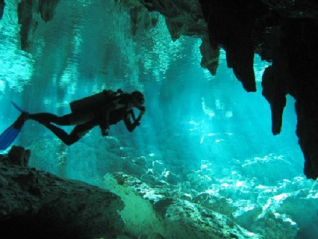 Explora cuevas